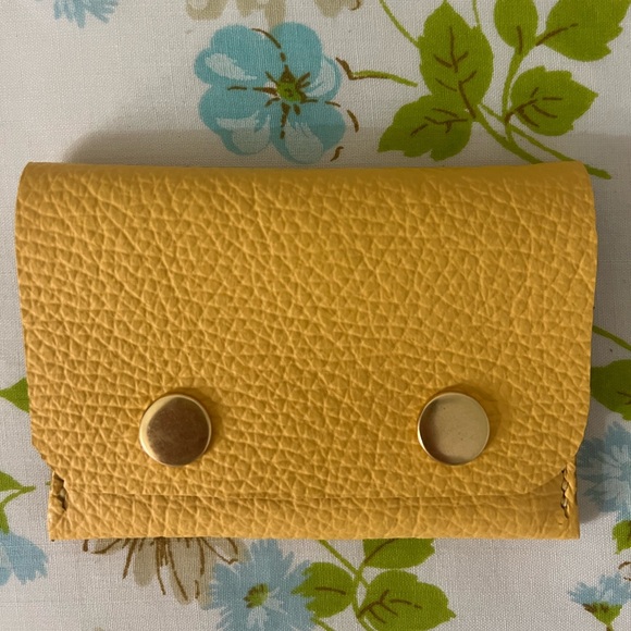 Handmade Genuine Leather Wallet - Picture 1 of 5